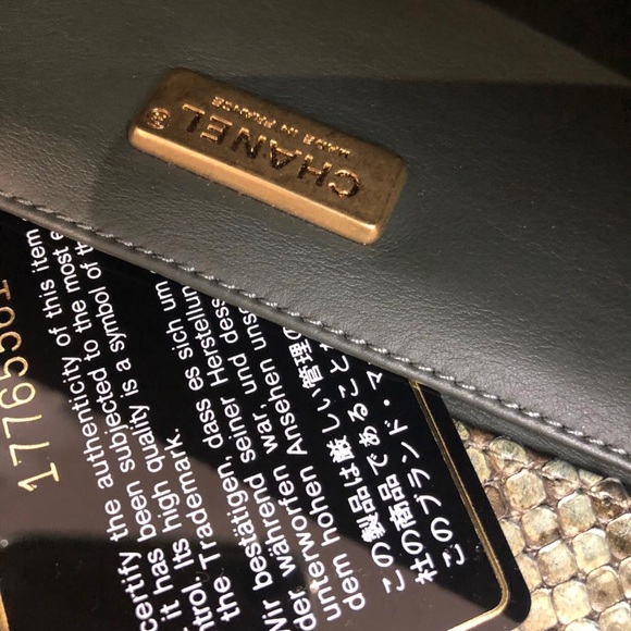 SOLD❌Chanel Boy Phyton With Swarovski Crystals - Picture 8 of 16